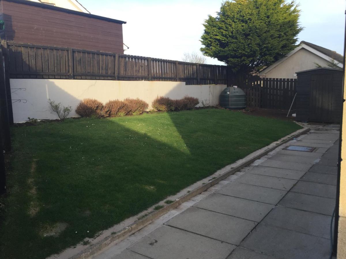Holiday Home In Ballycastle - Fainne Na Cairde 外观 照片