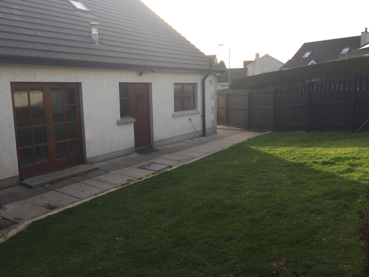 Holiday Home In Ballycastle - Fainne Na Cairde 外观 照片