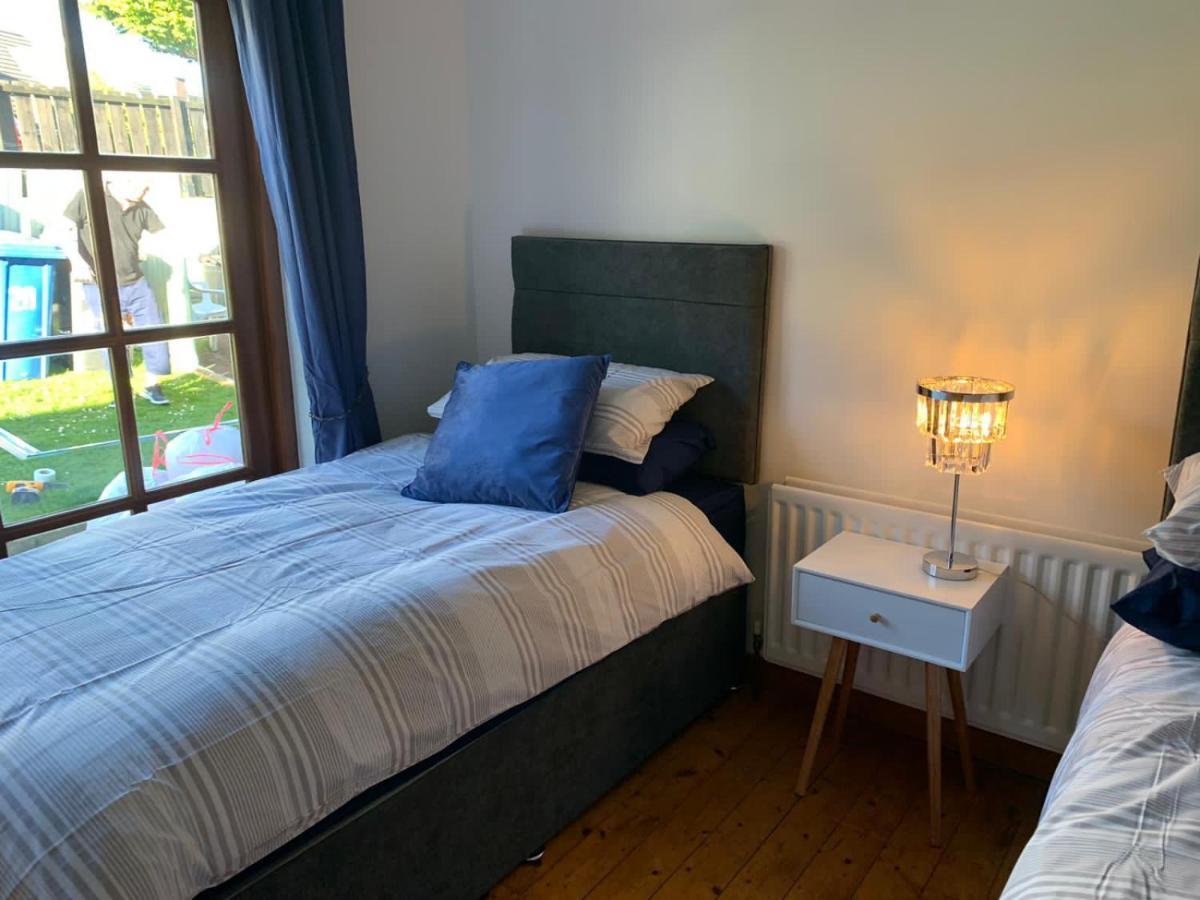 Holiday Home In Ballycastle - Fainne Na Cairde 外观 照片