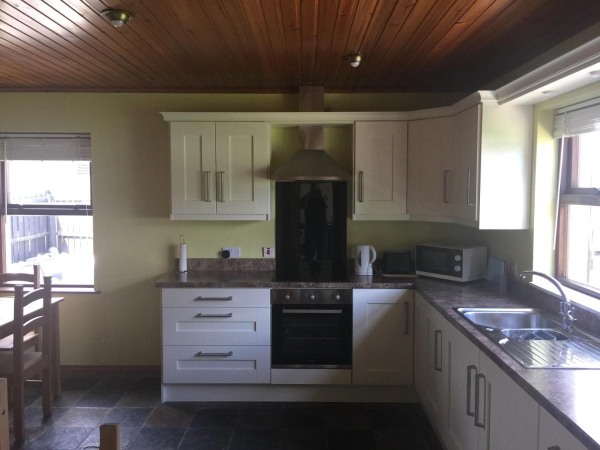 Holiday Home In Ballycastle - Fainne Na Cairde 外观 照片