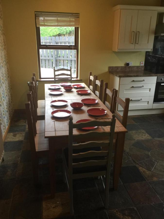 Holiday Home In Ballycastle - Fainne Na Cairde 外观 照片