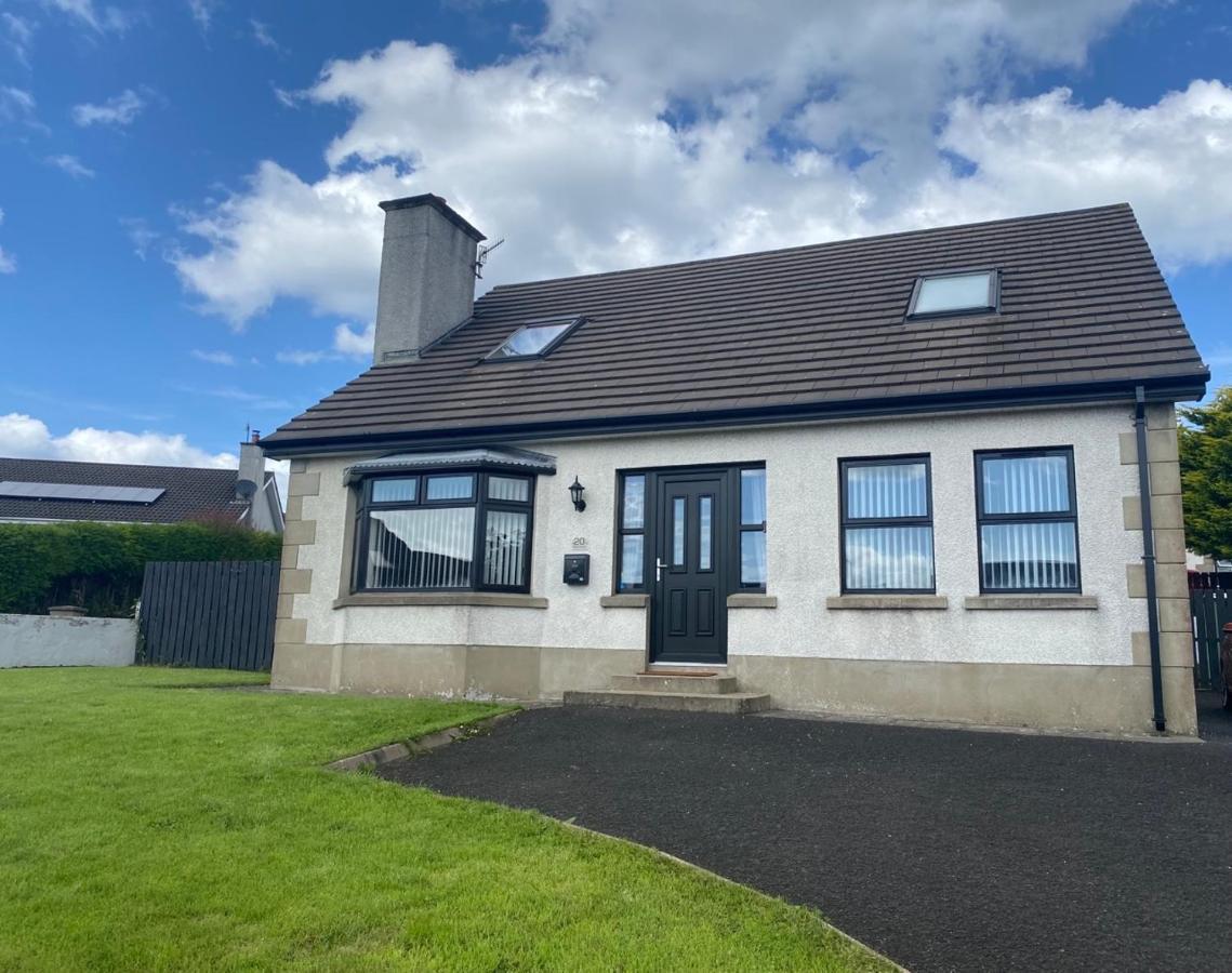 Holiday Home In Ballycastle - Fainne Na Cairde 外观 照片